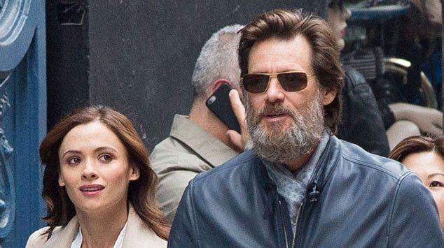 Jim Carrey, acuzat de mama fostei sale iubite că i-a adus medicamentele care au omorât-o