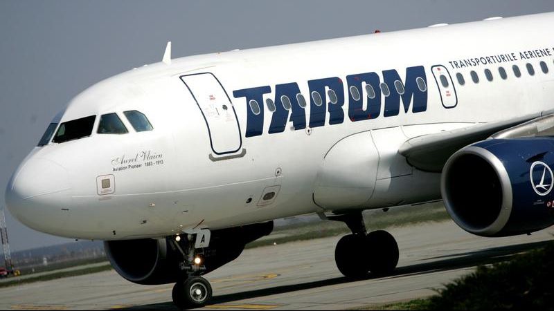 Ministerul Transporturilor: În primăvara lui 2017, va fi făcută o restructurare "dureroasă" a TAROM