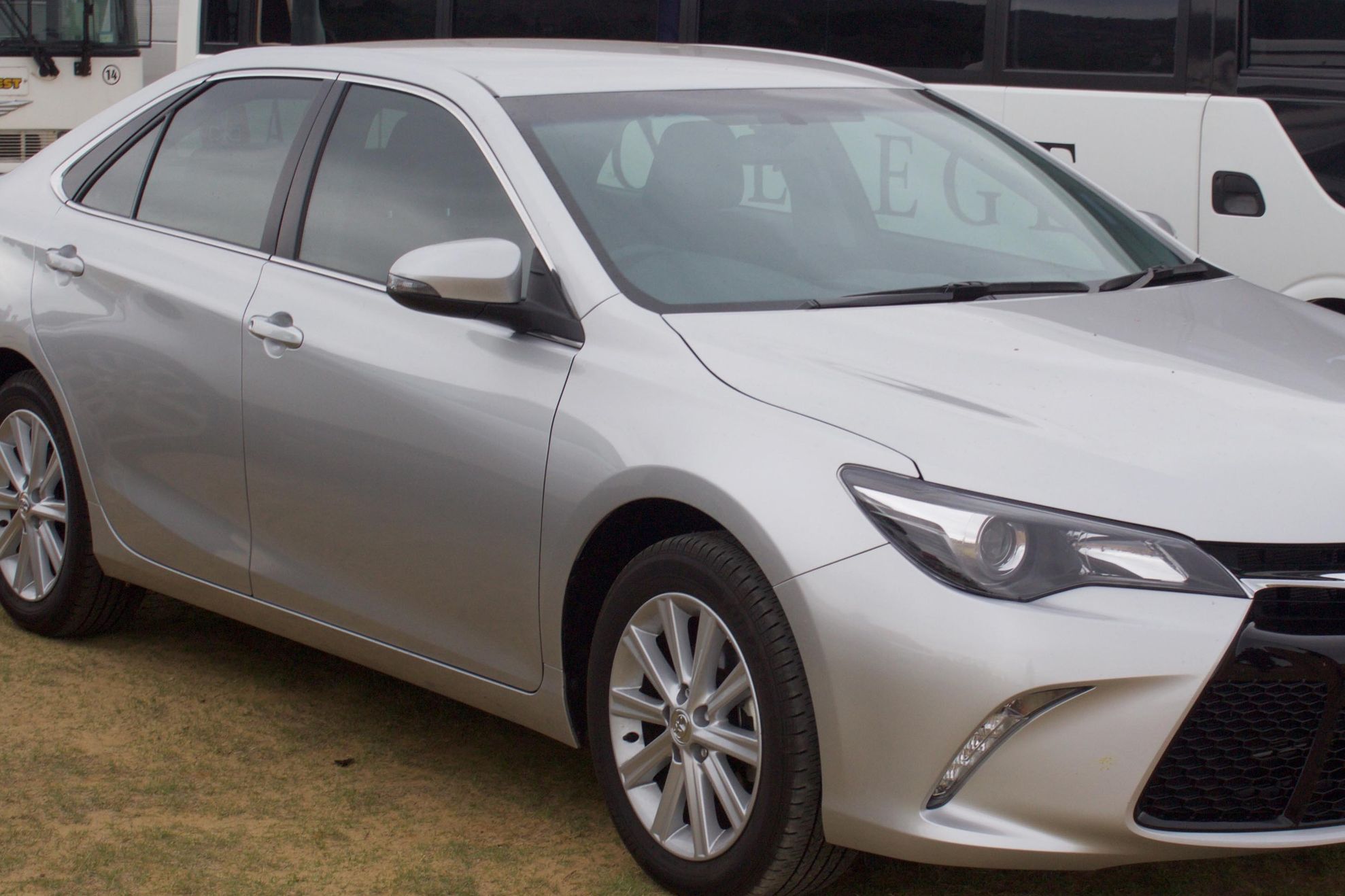 Ce se întâmplă în industria auto? Şi Toyota recheamă în service 5,8 milioane de maşini