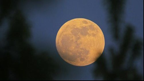 Cum s-a format Luna? O nouă teorie dă peste cap tot ce se știa până acum