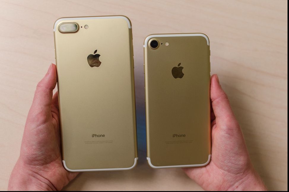 Black Friday iPhone 7 - Care este oferta eMAG pentru cel mai ravnit telefon al momentului