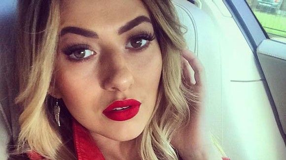 Lidia Buble, la un pas de accident pe A2: "Şoferul nostru a pierdut controlul volanului"