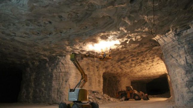 Protestul de la Salinei Ocna Dej continuă. Oamenii au dormit în subteran 