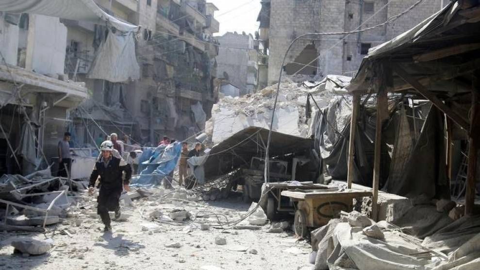 Bombardamente violente în oraşul Alep