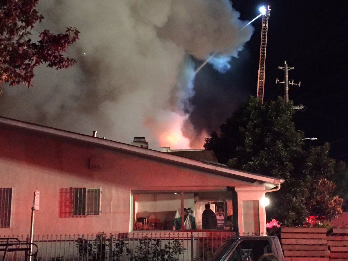 Tragedia de la Colectiv se repetă! Nouă tineri au murit într-un club care a luat foc din senin 