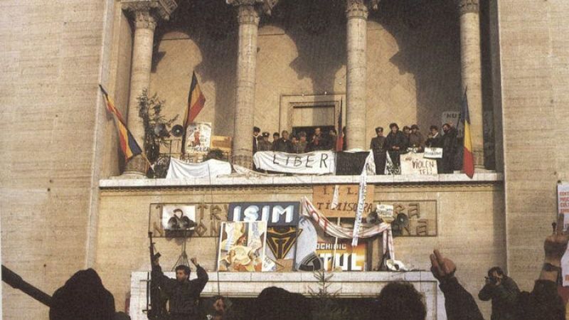 19 decembrie 1989. Muncitorii din fabricile din Timişoara intră în grevă, urmele masacrului se şterg