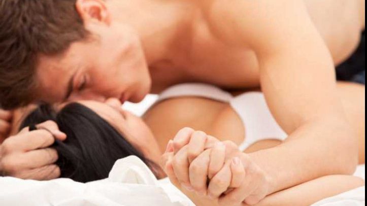 Mit demontat: Sexul nu ajută la slăbit