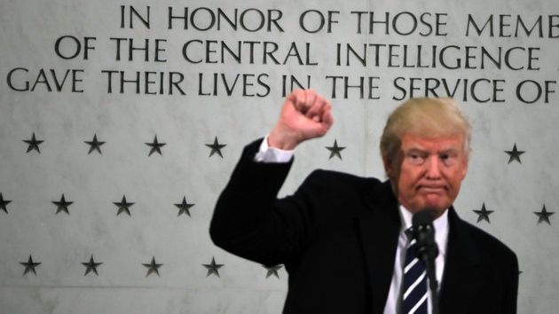 Discursul halucinant al lui Trump în fața agenților CIA: "Trebuia să luăm petrolul din Irak"