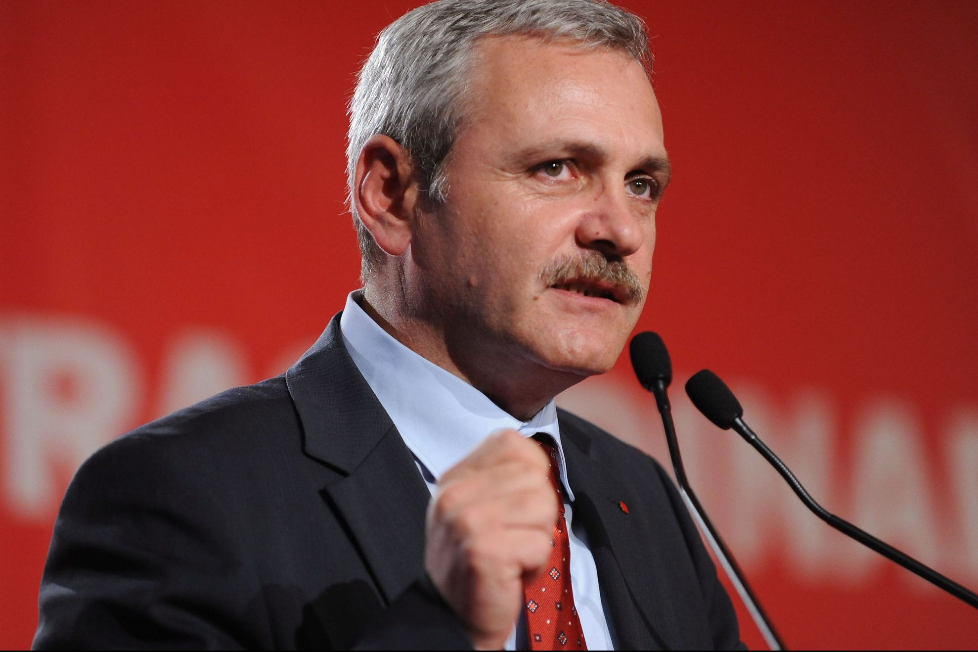 Dragnea pasează graţierea la Guvern: "Nu suntem în război cu Iohannis"