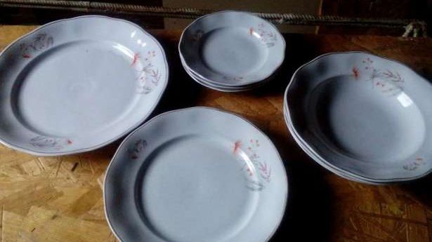 Ai astfel de farfurii în bucătărie? Aruncă-le imediat! Te pot îmbolnăvi grav