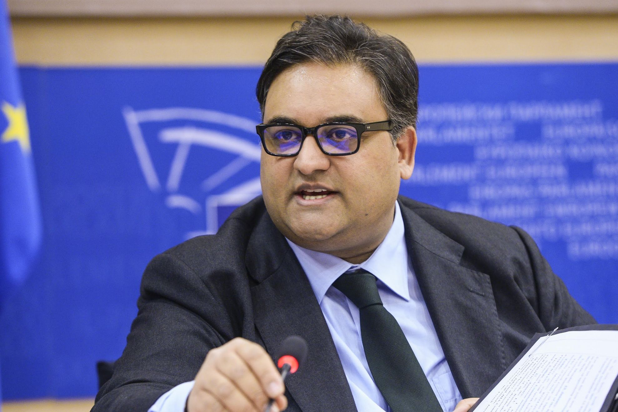 Claude Moraes, înalt demnitar din Parlamentul European, denunță "ingerințe" în justiția din România