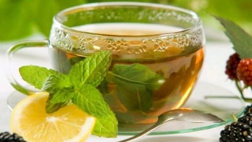 Menta, remediul miraculos care POATE UCIDE. Cum faci corect ceaiul care te scapă de indigestii