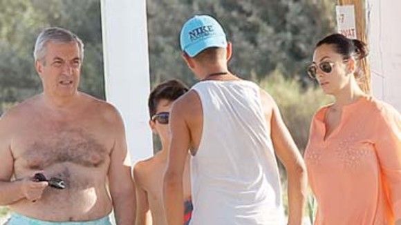 Călin Popescu Tăriceanu, în vacanţă în Dubai