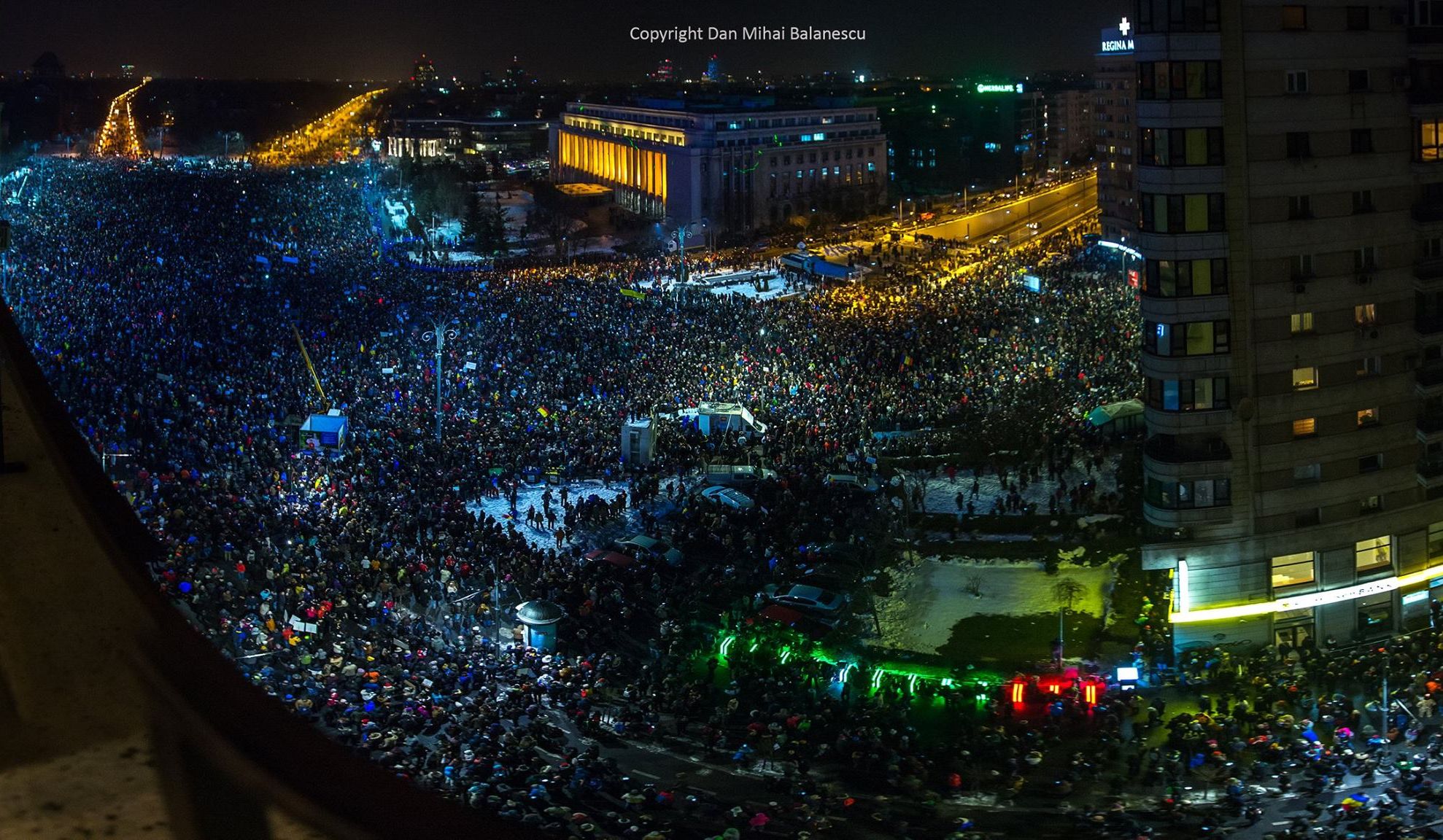 Fotografia care ne lasă fără cuvinte. Cum arată Piaţa Victoriei, când 150 000 de oameni protestează