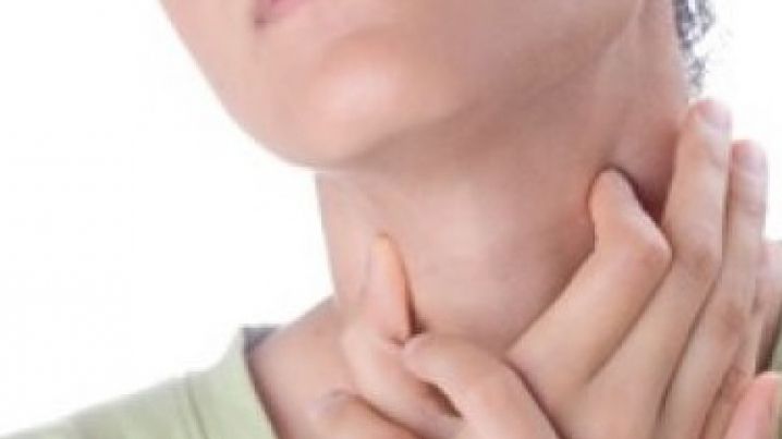 Testul rapid care îţi spune dacă tiroida ta funcţionează normal