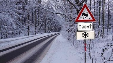 ALERTĂ METEO: precipitaţii şi depuneri de POLEI. Atenţie, REVIN NINSORILE!