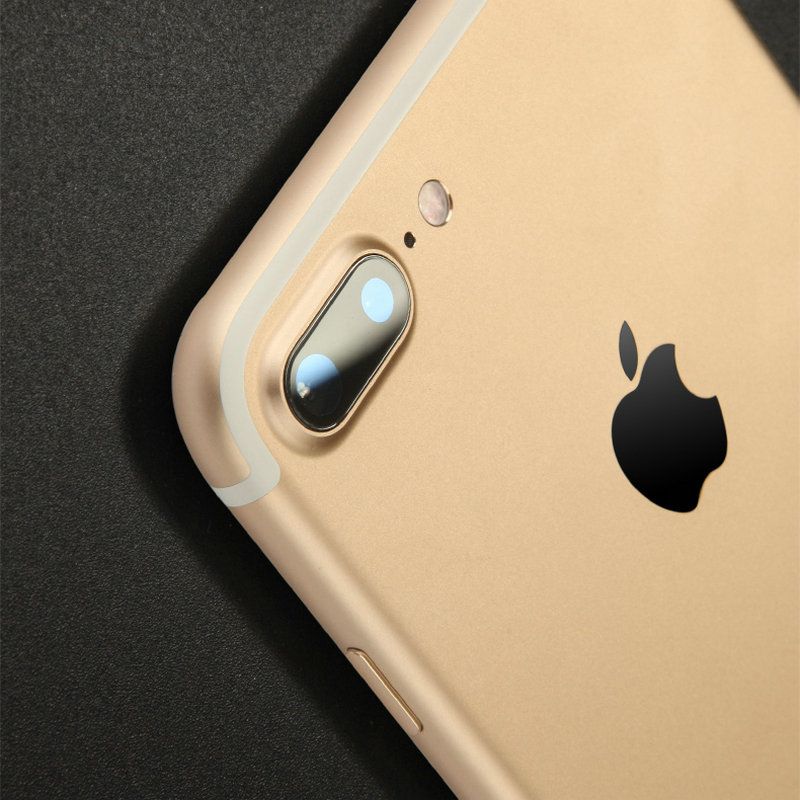 STUDIU Ce culori de iPhone preferă rușii
