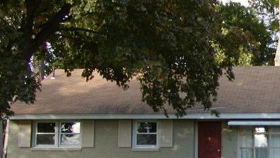 A ridicat o casă în anii '60, dar s-a mutat în ea abia acum.Ce a găsit înăuntru l-a făcut să plângă