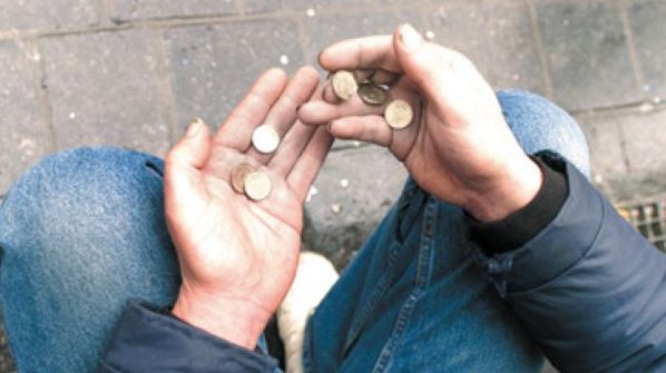 Norocul EXTRAORDINAR al unui om al străzii. Cum a ajuns să deţină 300.000 de euro