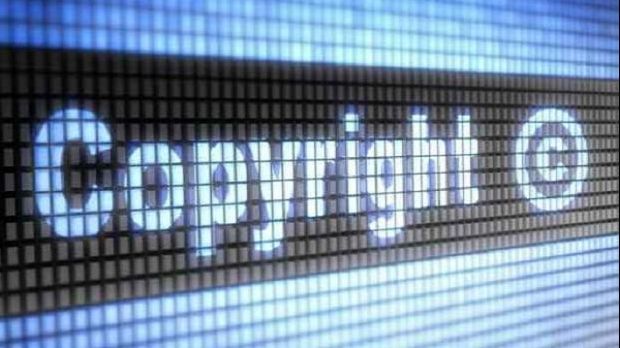 Ce se întâmplă dacă instalezi software neautorizat pe computerul de la serviciu