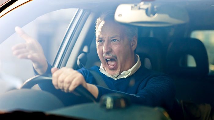 Atenţie, şoferi! O nouă metodă de înşelăciune face victime - se petrece în trafic!