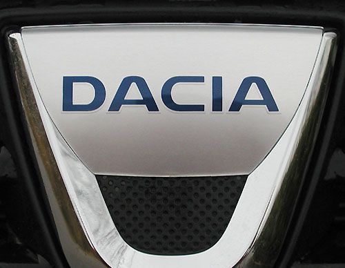 Cea mai URÂTĂ Dacie fabricată vreodată. Ai trecut pe lângă ea, dar nu ştiai că e modelul autohton