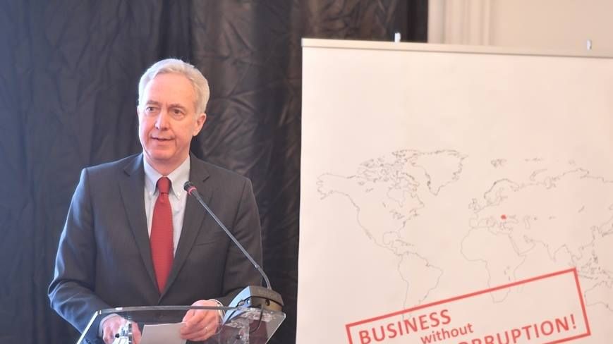 Ambasadorul SUA în România a vizitat o comunitate de romi. Care a fost scopul deplasării