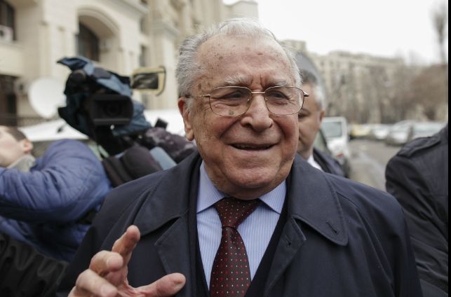 Ion Iliescu, după audierea la Parchetul General: "Trebuie să aveți cât de cât discernământ"