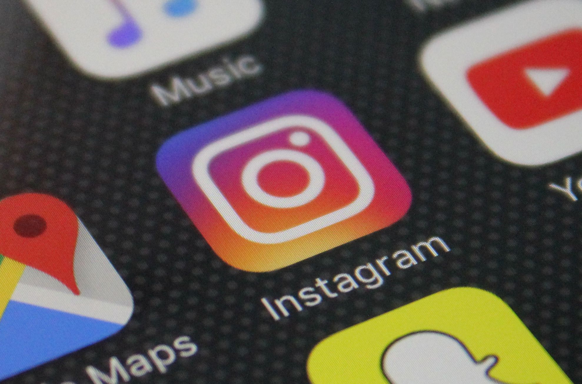 Schimbări majore anunţate de Instagram! Ce funcţii noi vor fi introduse