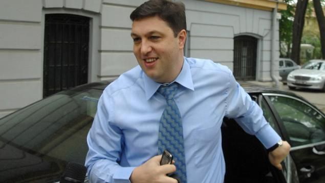 Strategia PSD pentru atacurile Codului Penal: Ponta sau Dragnea plecaţi din ţară, Şerban lucrează
