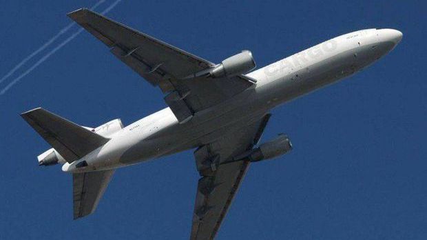 Un avion comercial ungar care decolase din România, interceptat de aviaţia militară britanică