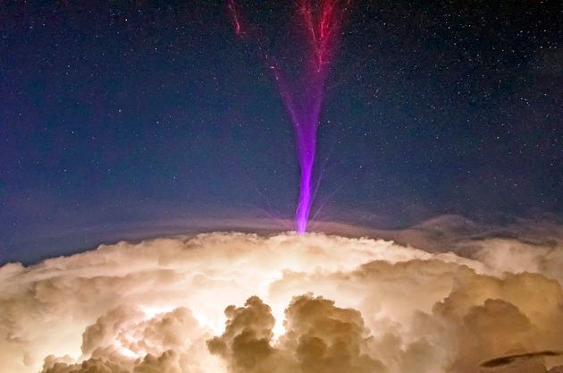 Fenomen extrem de RAR, surprins de un fotograf amator
