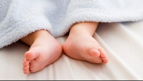 Victorie în instanţă pentru doi părinţi care au vrut să îi dea fiicei lor un nume UNIC