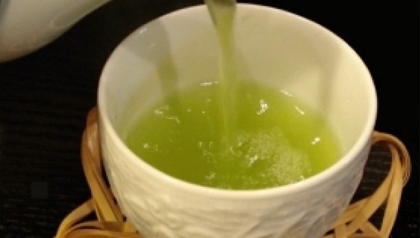 Dieta cu ceai de pătrunjel. Slăbeşti 3 kilograme în doar 3 zile