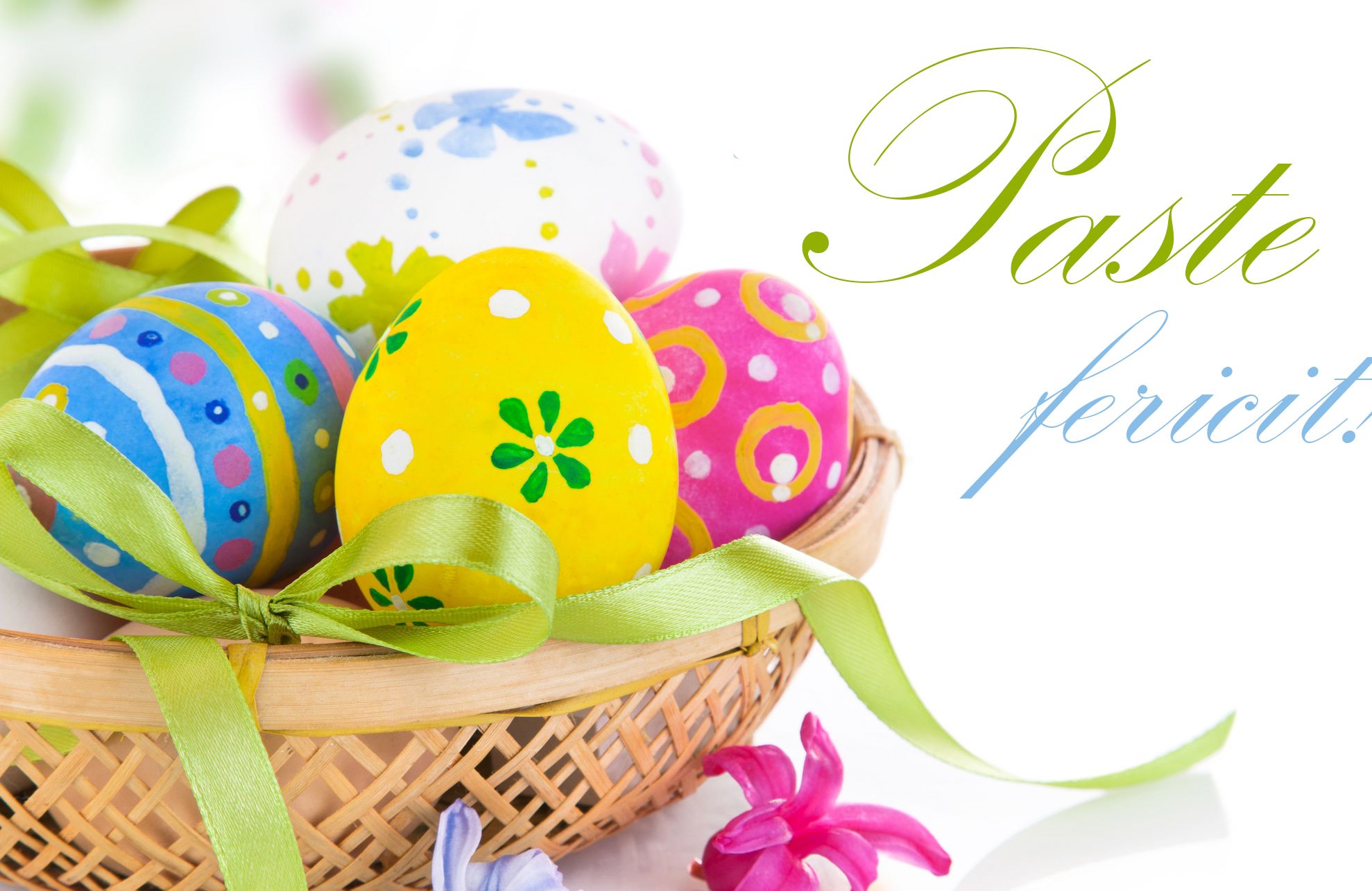 MESAJE PAŞTE 2017. Mesaje, felicitări, sms-uri şi urări de Paşte: Fie ca lumina sărbătorilor...