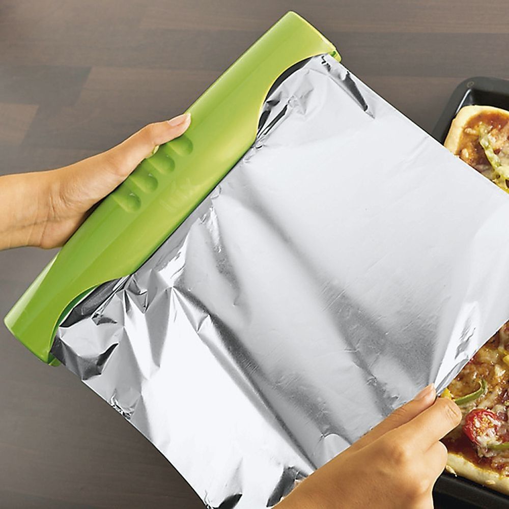 Cât de periculoasă este folia de aluminiu folosită în bucătărie. Ce boli poate declanşa