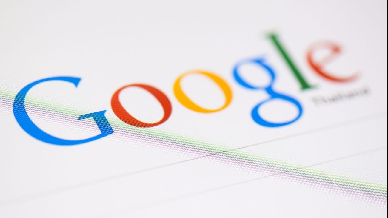 Surpriză de proporții. Ce a apărut azi pe Google la căutarea "biroul lui Donald Trump"