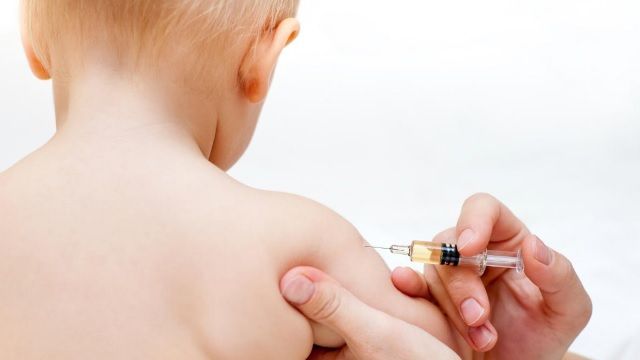 Criza vaccinului ROR, aproape de final: Anunţul făcut de ministrul Sănătăţii