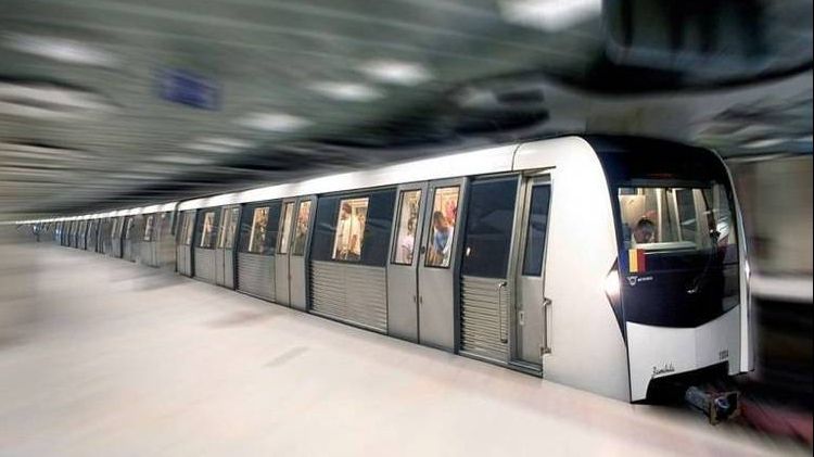 Inundație la metrou. Trenurile au circulat pe un singur fir