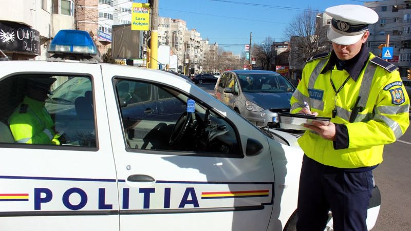 Polițiștii locali nu au dreptul să amendeze șoferii în trafic, a decis ICCJ