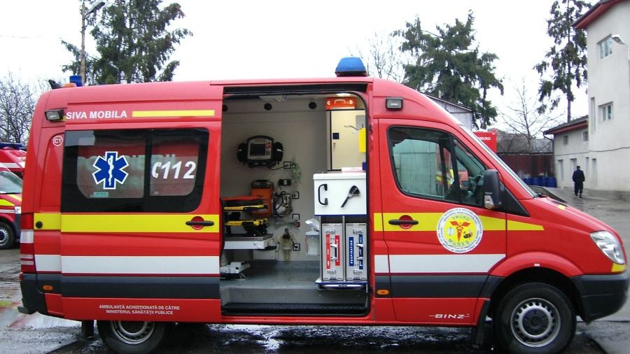 O femeie și un copil, victimele unui accident produs pe DN 73 A Predeal-Râșnov
