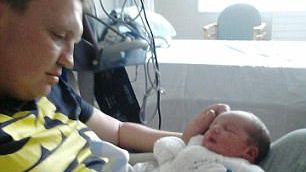 Decizia şocantă luată de un tată, după ce fiul lui a murit! Toată lumea a încremenit când a auzit