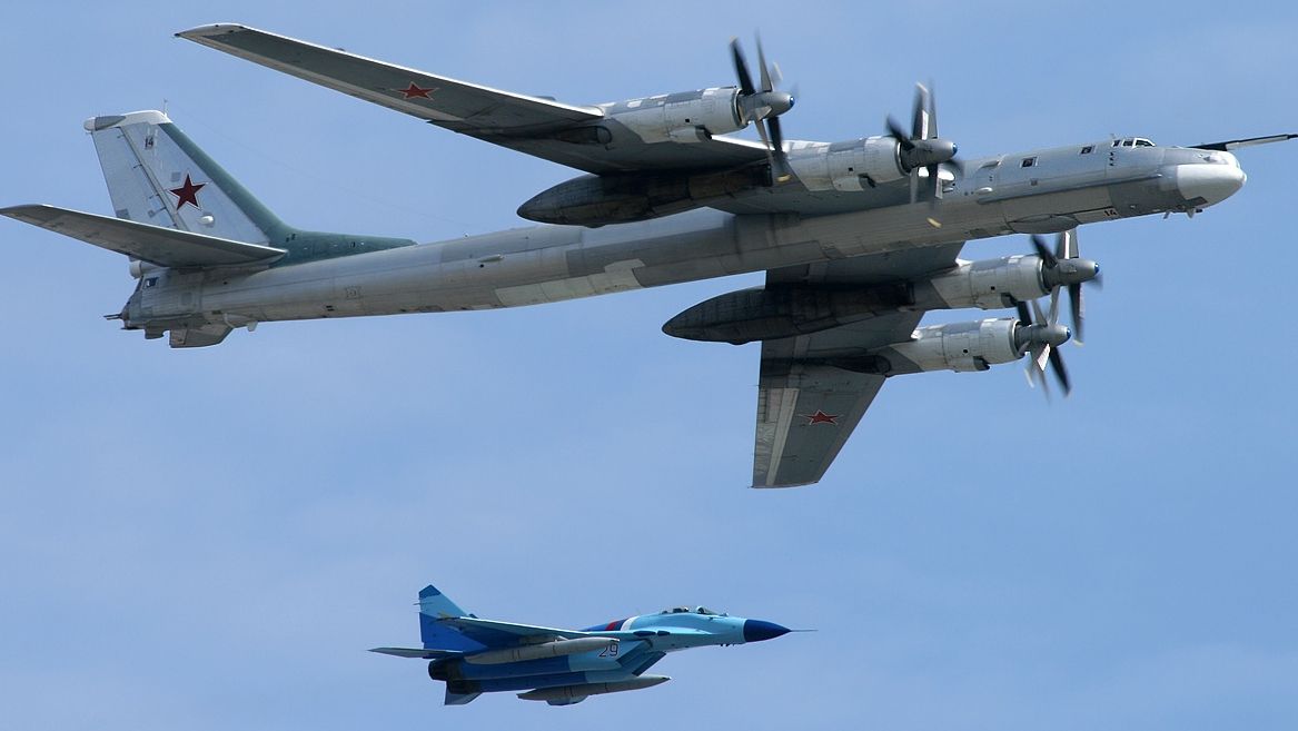 Statele Unite au interceptat două bombardiere rusești 