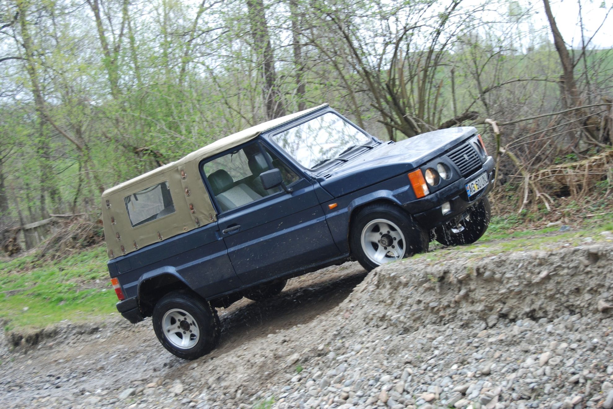 ARO 10 se întoarce pe piaţă. Cum arată, cât costă acum şi de ce are mulţi clienţi