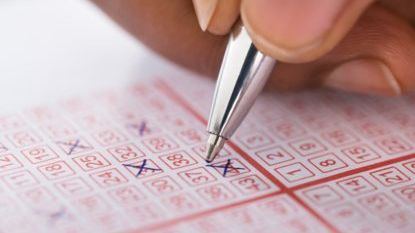 Cine este cel care a câştigat 2,2 milioane de euro la Loto 6/49 luna aceasta