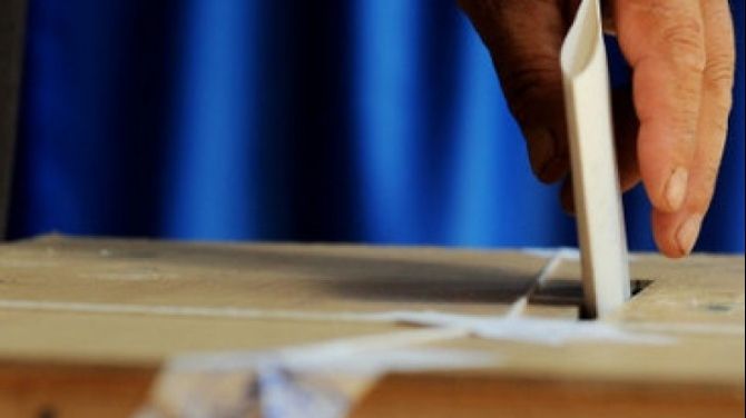 Românii fac coadă pentru un post de consilier în Italia! AEP: 75 de cetățeni pot candida 