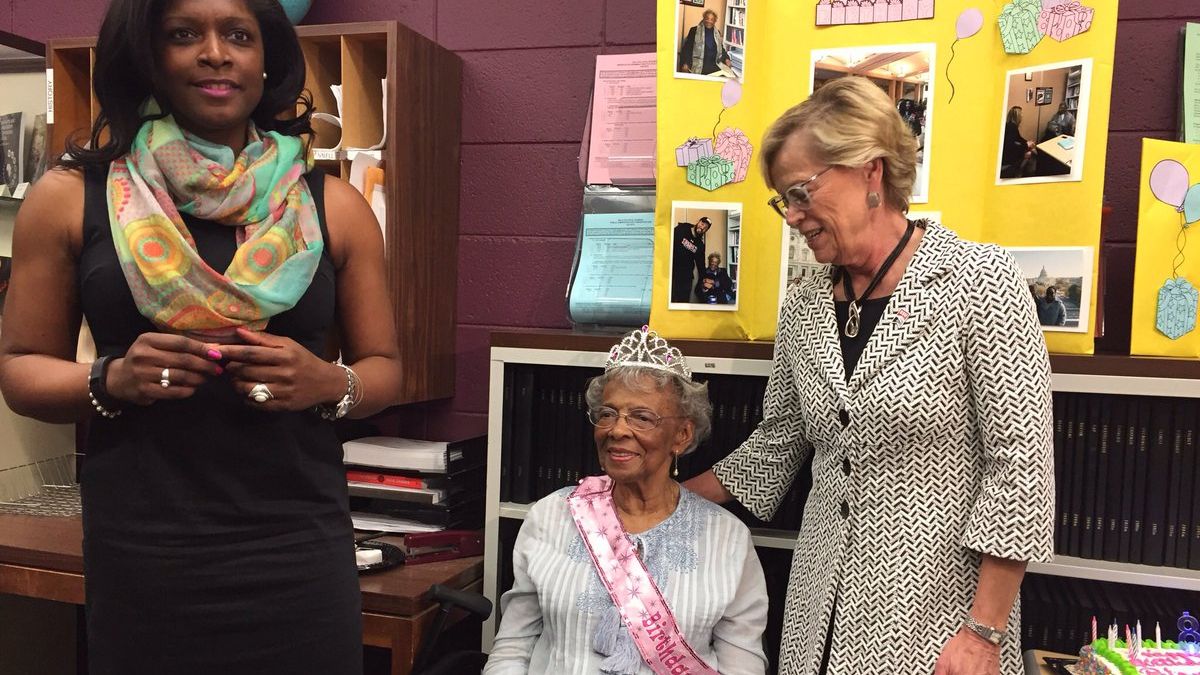 Are 88 de ani și este studentă. Când a intrat în clasă, nu i-a venit să creadă ce au făcut colegii