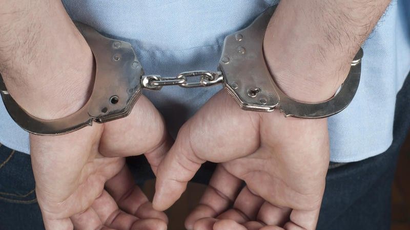 Au fugit din ţară de frica dosarelor penale. Unde se ascund fugarii bogaţi ai României