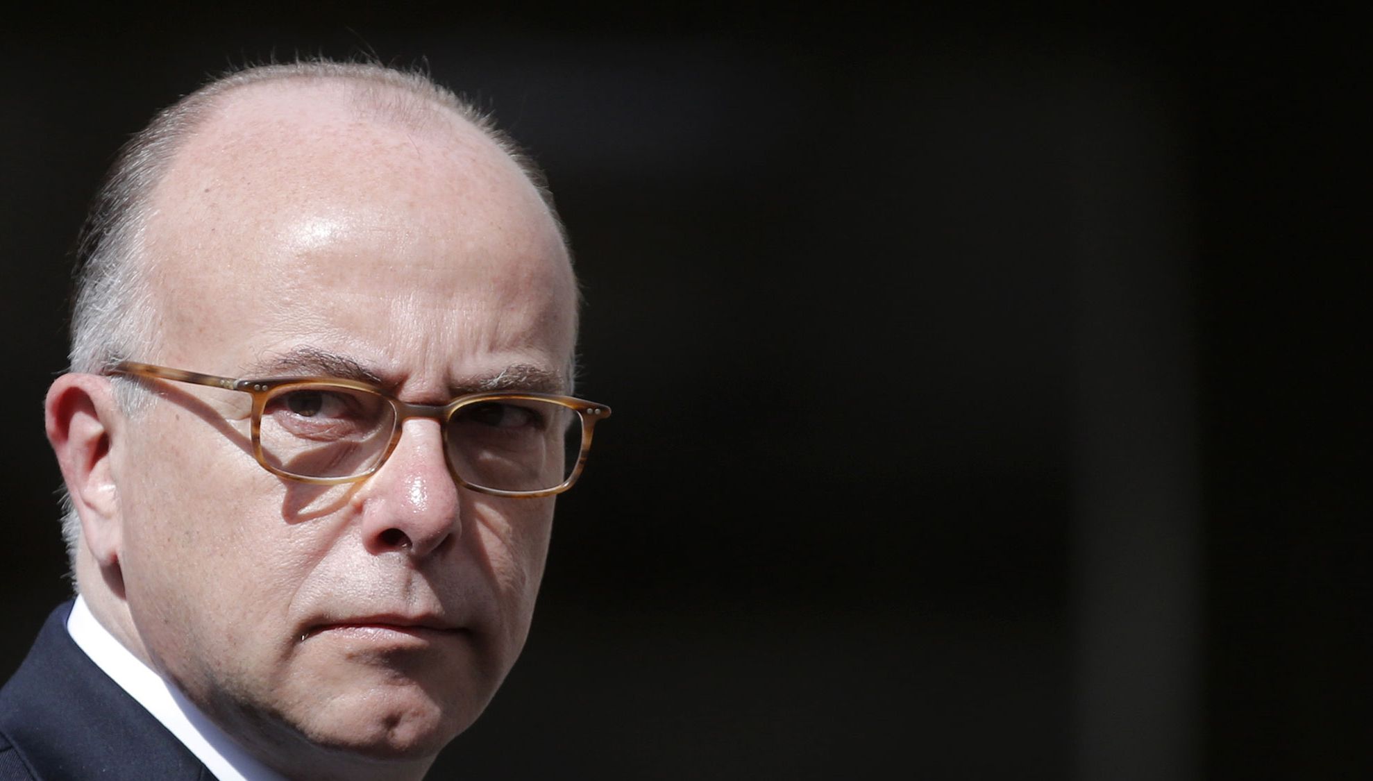 Premierul francez avertizează: UE nu ar supravieţui unei victorii a lui Marine Le Pen 
