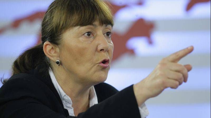 Monica Macovei: Români, fiți cu ochii pe Dragnea et. comp!